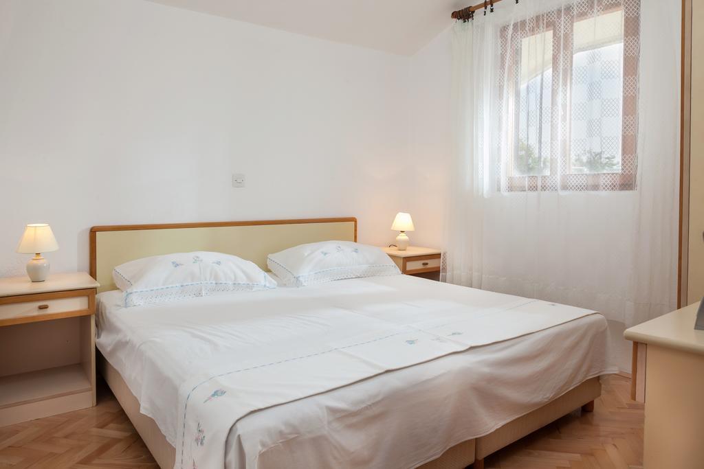 Kornelija 2 Daire Podgora Oda fotoğraf