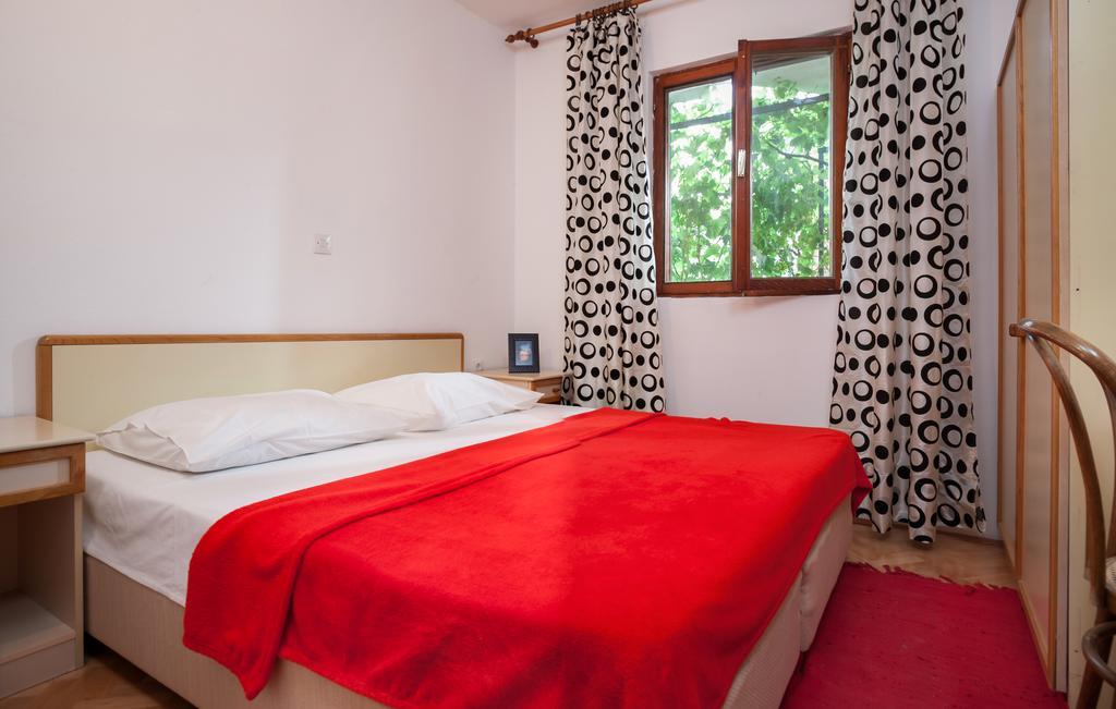 Kornelija 2 Daire Podgora Oda fotoğraf